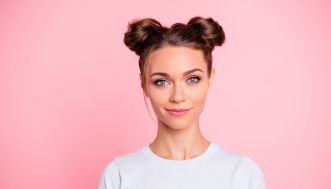 7 consigli smart e alla portata di tutte per capelli al top anche in estate