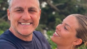 Costanza Caracciolo e Bobo Vieri al battesimo di Isabel: la foto su Instagram