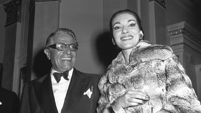 Lui, lei e l’altra donna: l’amore fatale tra Aristotele Onassis e Maria Callas