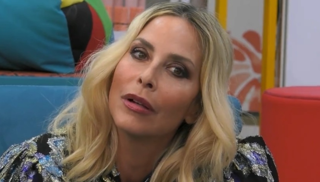 GF Vip, Stefania Orlando parla della scelta di non essere madre. E confessa la sua paura