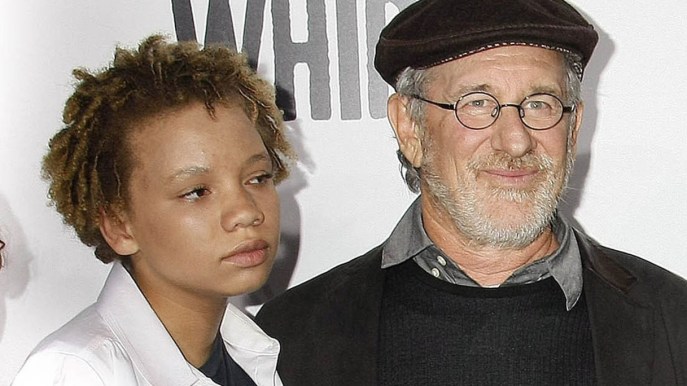 Mikaela Spielberg, attrice di video hard: “Così mi sono salvata (e papà capisce)”