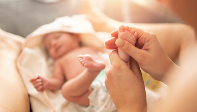 Olio di calendula nella cura della pelle di mamme e neonati