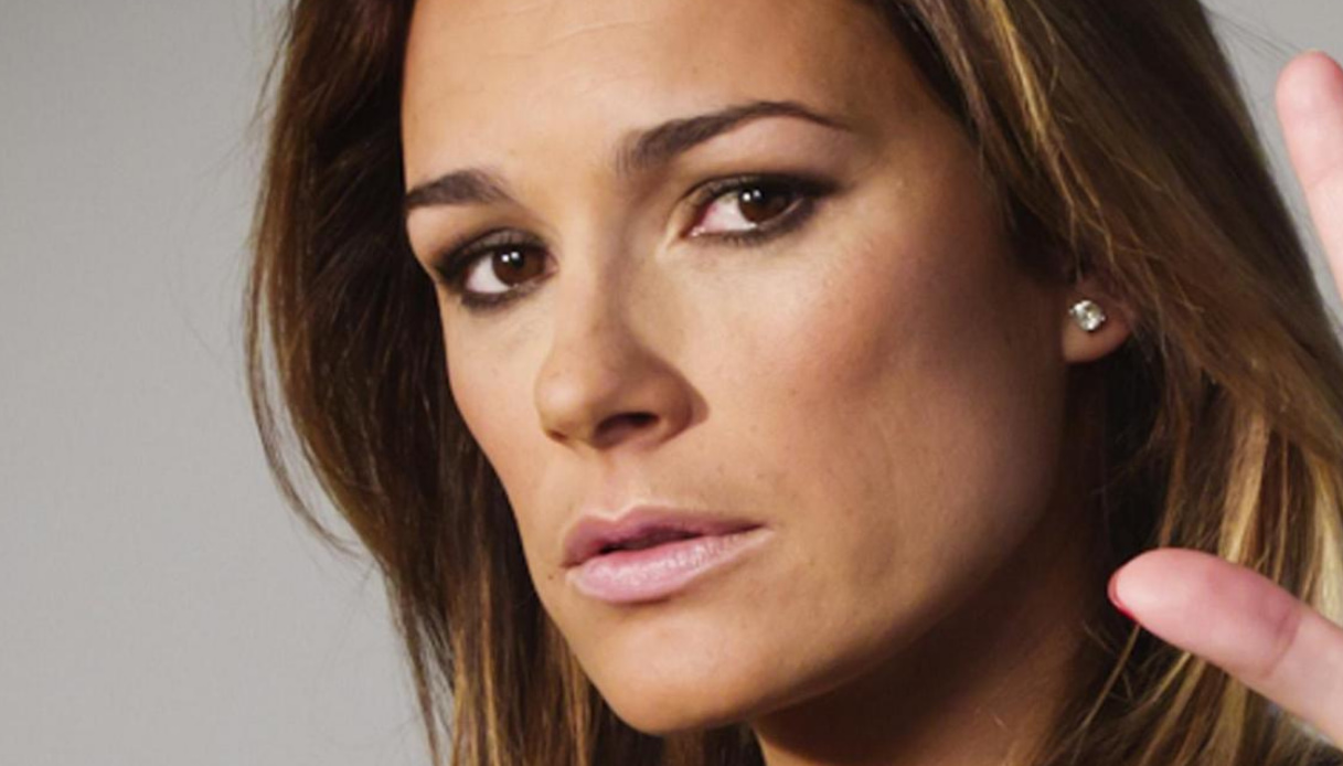 Alena Seredova positiva, confessa su Instagram: “Non vedo mia figlia da 15 giorni”