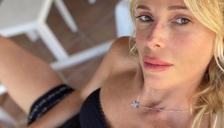 Alessia Marcuzzi Senza Veli Su Instagram A 48 Anni E Splendida Dilei