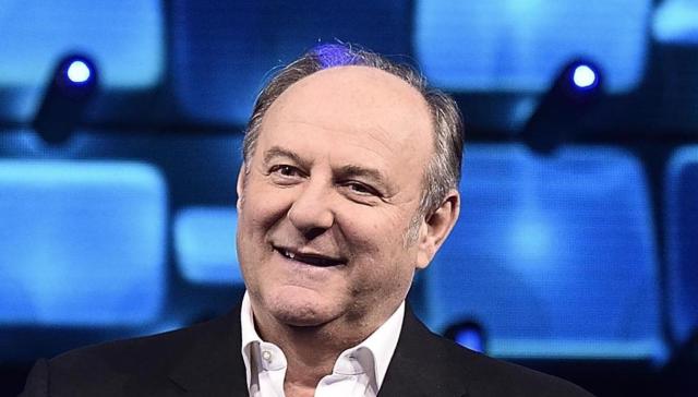 Gerry Scotti lascia l'ospedale, il messaggio su Instagram: “Finalmente a casa”