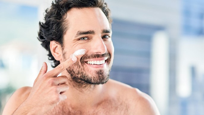 Skincare uomo: i prodotti must have per prendersi (o prenderti) cura di sé