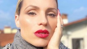 Roberto Bolle svela su Instagram il retroscena su Michelle Hunziker