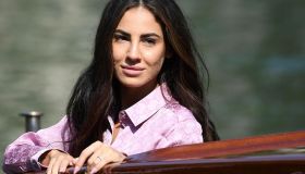 Skin positivity: le vip mostrano i brufoli e non hanno paura