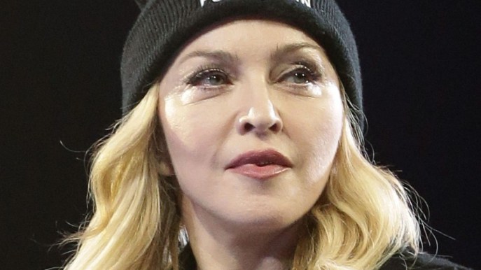 Madonna, primo tatuaggio a 62 anni le foto su Instagram con citazione da una sua canzone