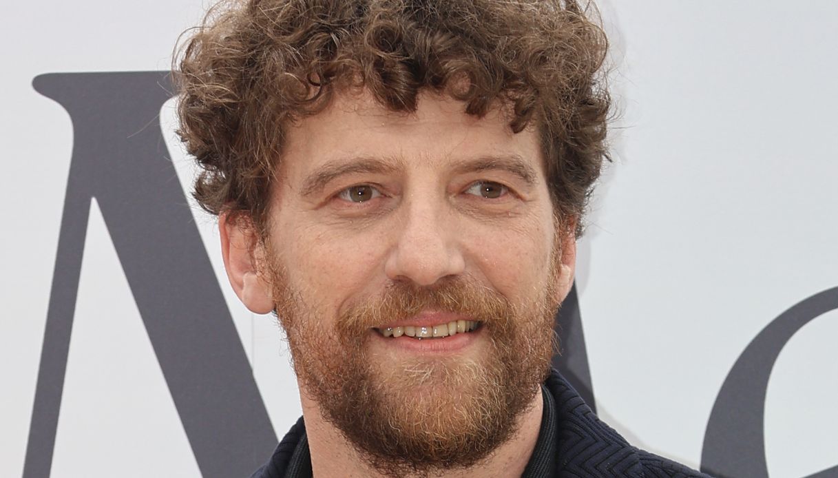 Perché è famoso Maurizio Lastrico, da Don Matteo a Miss Fallaci