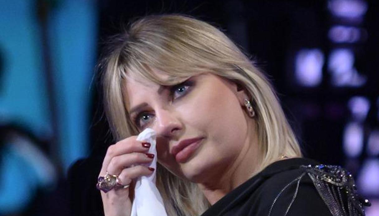 Verissimo, Manila Nazzaro parla dell’aborto spontaneo: “Il cuore del mio bimbo non batteva più”