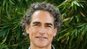 Sergio Muniz papà per la prima volta: la tenera foto col figlio su Instagram