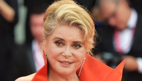 Catherine Deneuve, a 77 anni nuovo volto per Saint Laurent