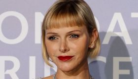Charlene di Monaco splendida in bianco nel nuovo ritratto ufficiale di famiglia