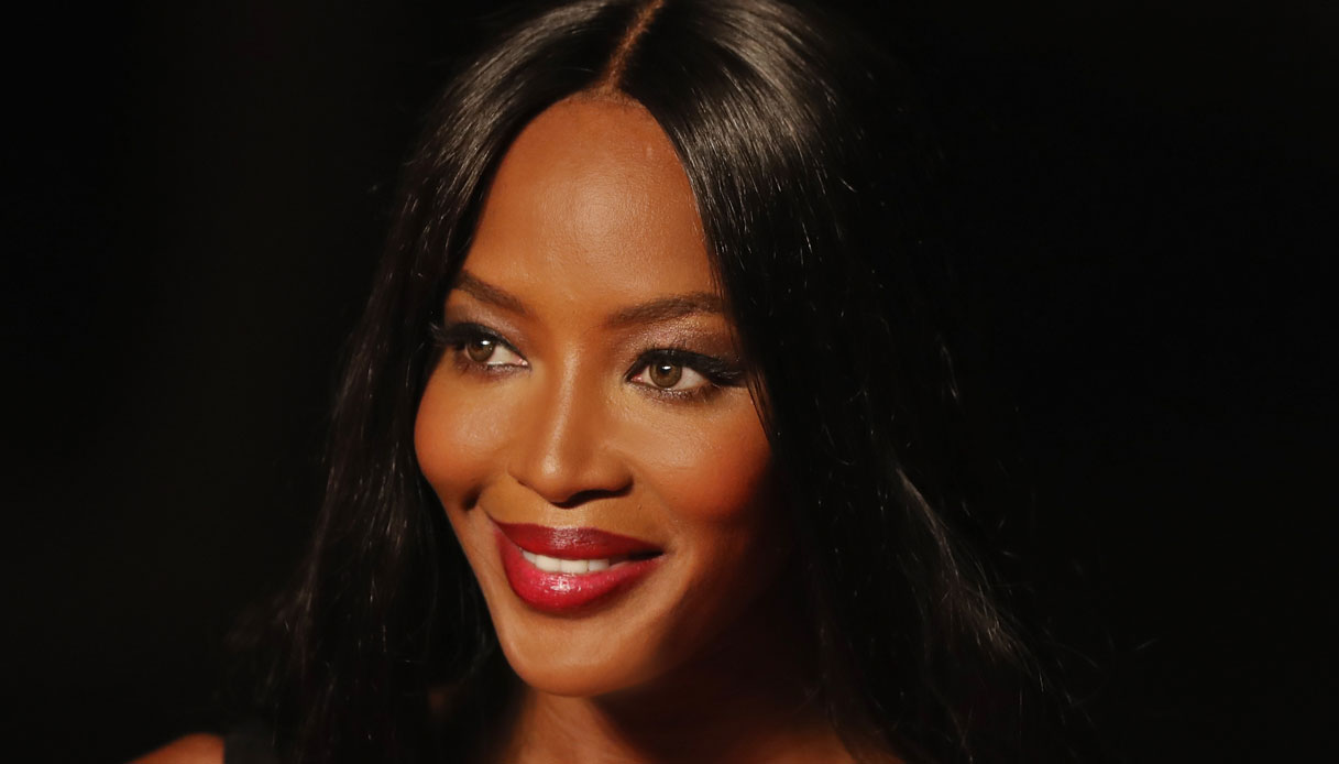 Naomi Campbell apre Sanremo 2021 | DiLei