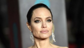Angelina Jolie, la vita dopo Brad Pitt: “Voglio riconciliare la famiglia”