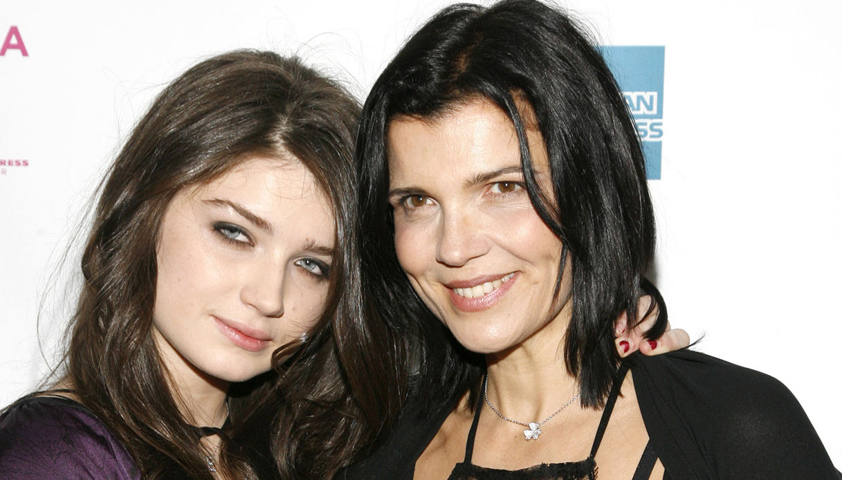 Eve Hewson, figlia di Bono degli U2, attrice bellissima e talentuosa