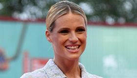 Michelle Hunziker, su Instagram le foto con Aurora “Ti abbiamo tanto desiderato”