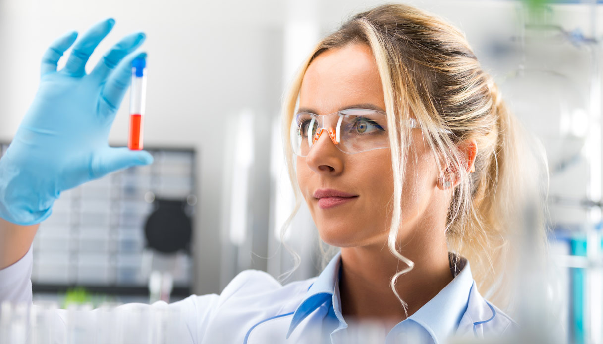 Donne nella scienza: tra precarietà e sfide. Tre testimonianze