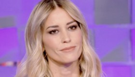 Elena Santarelli sorride su Instagram: “Grazie Bobo Vieri!”