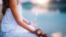 Meditazione pratica: lasciatevi avvolgere dall’energia positiva