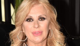 Uomini e Donne, Davide sceglie la sua compagna. E Tina Cipollari resta con Maria De Filippi