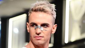 Achille Lauro: la fidanzata, il padre e i quadri di Sanremo