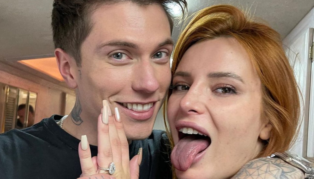 Benjamin Mascolo e Bella Thorne si sposano: l’annuncio su Instagram e l’anello