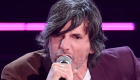 Sanremo 2021, Bugo si esibisce e Morgan si vendica su Instagram