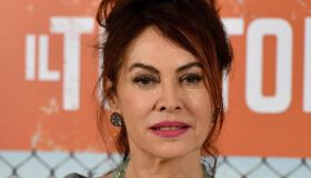 Elena Sofia Ricci parla dell’abuso subito: “Qualcosa che resta dentro”