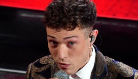 Sanremo 2021, caso Irama: Amadeus cambia il regolamento