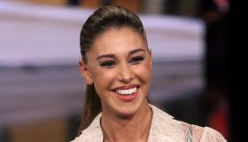 Belen Rodriguez mostra il pancione su Instagram ed è radiosa