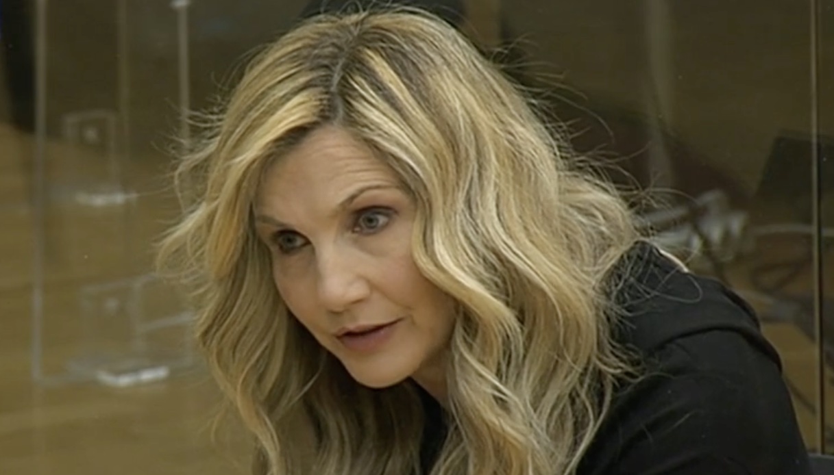 Amici 2021, la Cuccarini sprona Rosa: “Qui non sono una mamma protettiva”