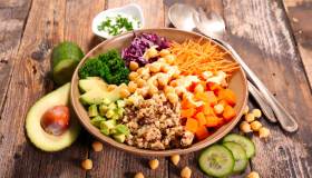 La dieta buona per il fegato: dimagrisci ed eviti la steatosi epatica