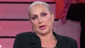 Amici, tutti contro la Celentano: la lite con Lorella e la stoccata di De Martino