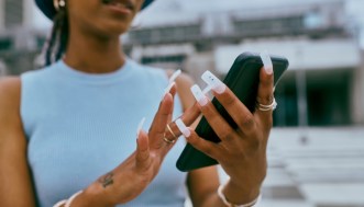 Mascara waterproof: alleato o nemico delle ciglia? E come si usa?