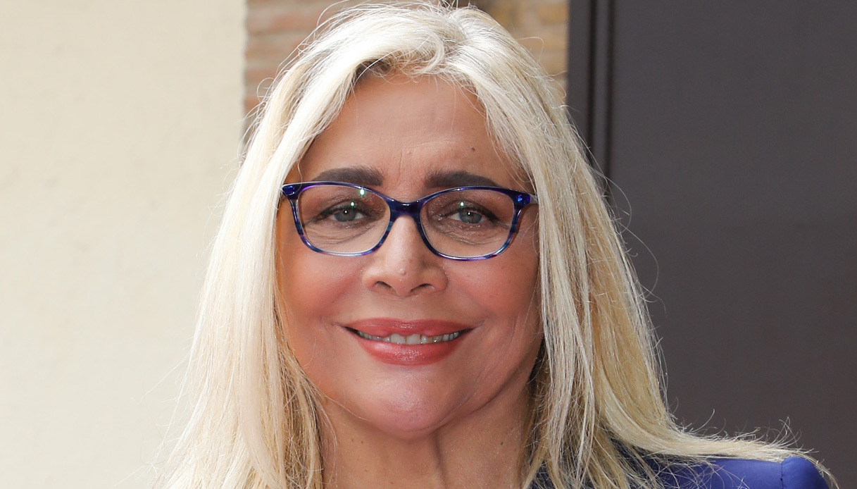 Mara Venier nonna su Instagram. E a Domenica In trionfa