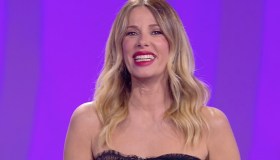 Le Iene, grande ritorno per Alessia: con pizzo e trasparenze è pazzesca