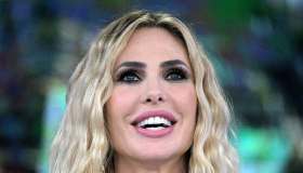 Isola 2021, Ilary Blasi rompe gli equilibri: tutti contro tutti