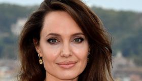 Angelina Jolie si mette a nudo: “Non è facile trovare l’amore dopo Brad”