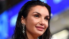 Elettra Lamborghini compleanno in famiglia, ma Ginevra non c’è (di nuovo)