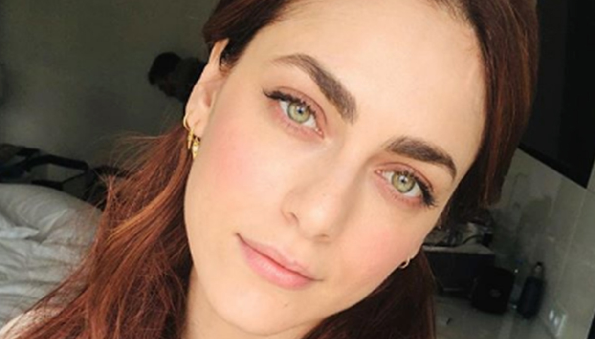 Miriam Leone, il top fucsia su Instagram è un elogio alla vera libertà