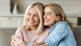 Prenditi cura dei tuoi genitori: nessuno ti amerà come loro