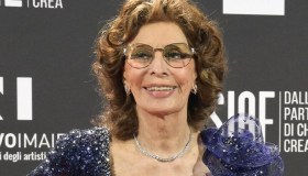 David di Donatello 2021, standing ovation per Sophia Loren: commuove tutti