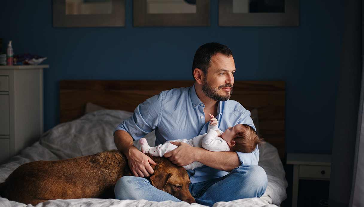 Cani e neonati: guida completa per una corretta preparazione del tuo cane all’arrivo di un bebè 