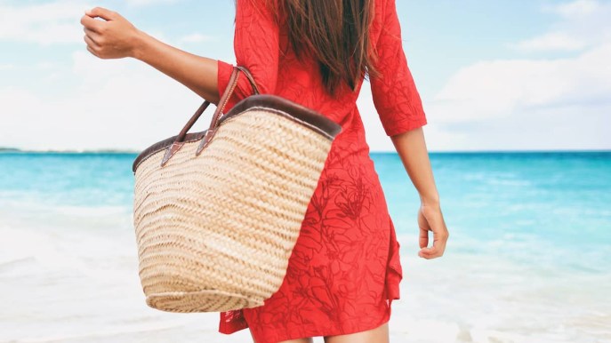 Summer essentials: gli accessori immancabili da spiaggia