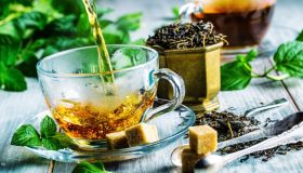 Infuso, tisana, decotto: qual è la differenza?