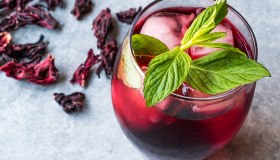 Tisane per l’estate: quali scegliere e come prepararle