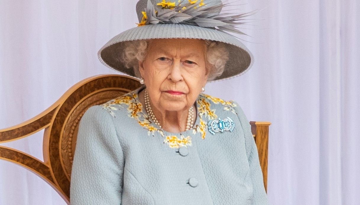 Come Si Chiamava La Mamma Della Regina Elisabetta