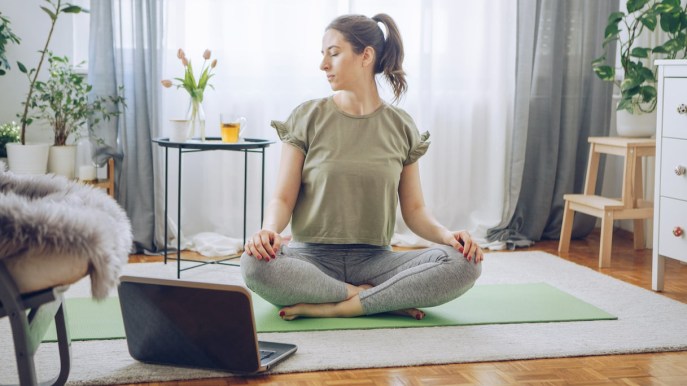 Accessori yoga e meditazione: gli indispensabili per praticare